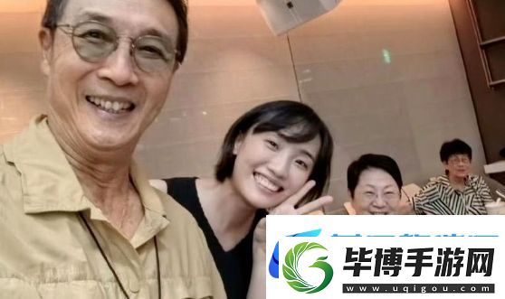 42岁胡歌罕见秀恩爱